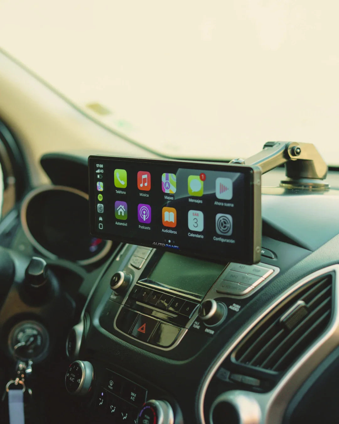 Mi auto es antiguo, ¿realmente se verá bien una pantalla CarPlay?